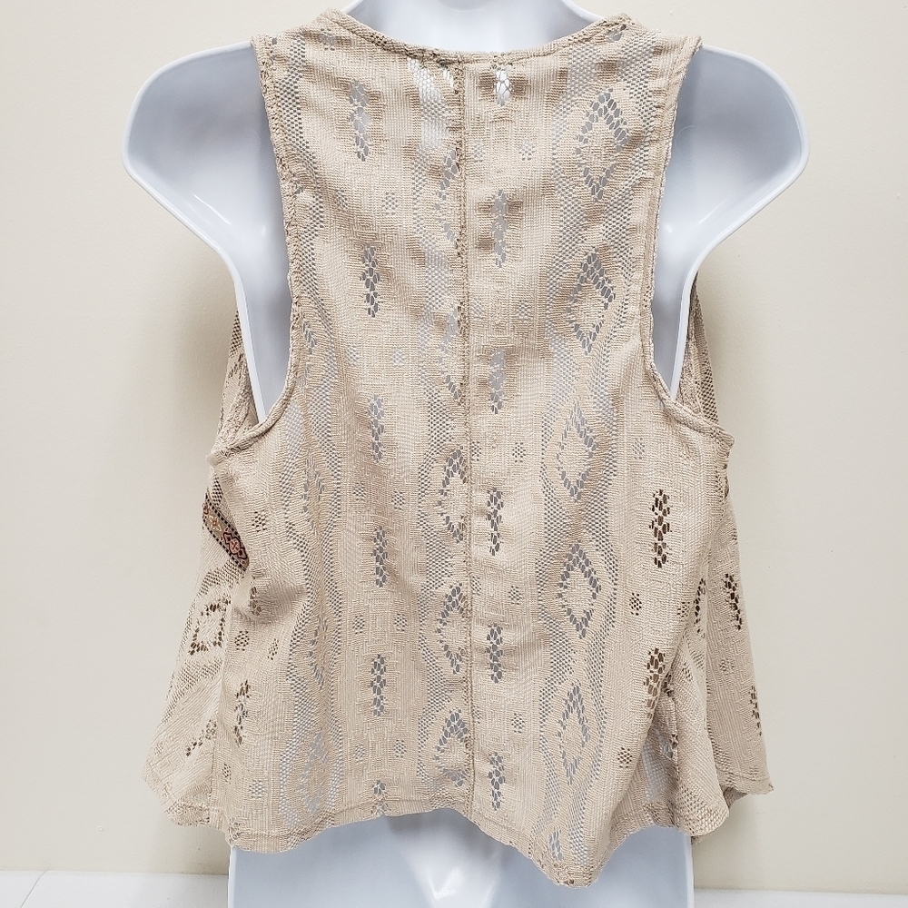 Maurices Womens Boho Lace Vest Size Small - Picture 2 of 5